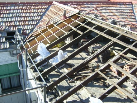 Reparación de tejado estructura de madera -   IMPERSED Cubiertas, S.L. Desde 1989